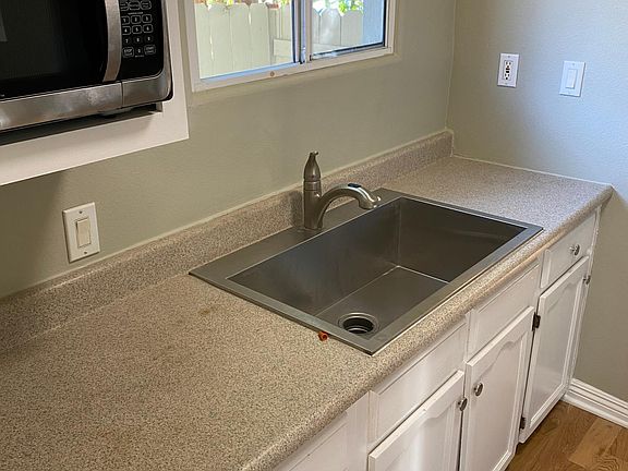 5th image of 2362 N Alvarado St #A