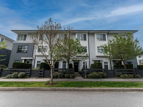 18530 Laurensen Pl #2103, Surrey, BC V4N 6R8