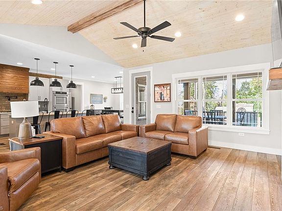 5th image of 2614 Mableton Dr