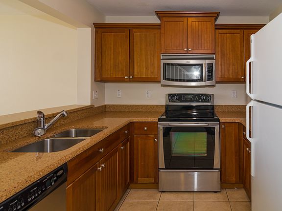 4th image of 611 Bahia Beach Blvd