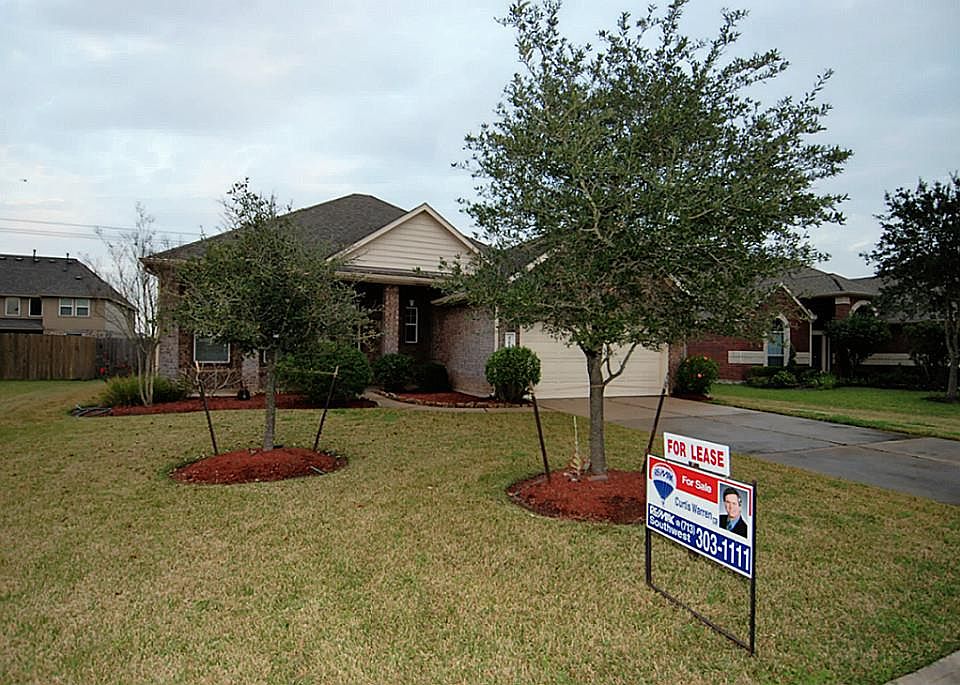 1st image of 4201 Canterbury Park Ln