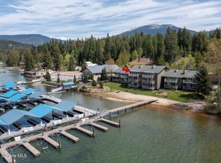 328 Bayview Dr #12, Coolin, ID 83821