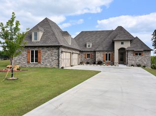 8230 Overlook Trl, Claremore, OK 74019