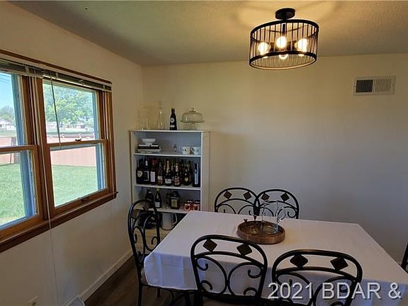 5th image of 103 Pamela Dr