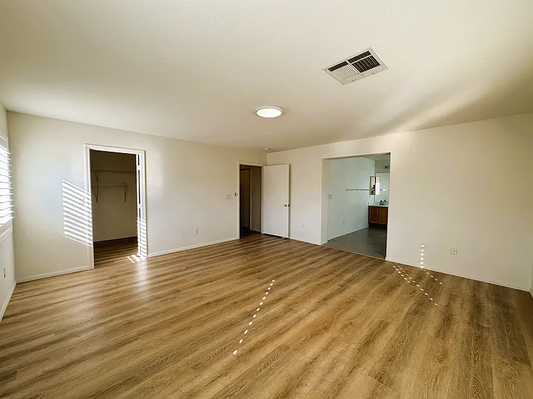273 Rolling Springs Dr — Photo 29