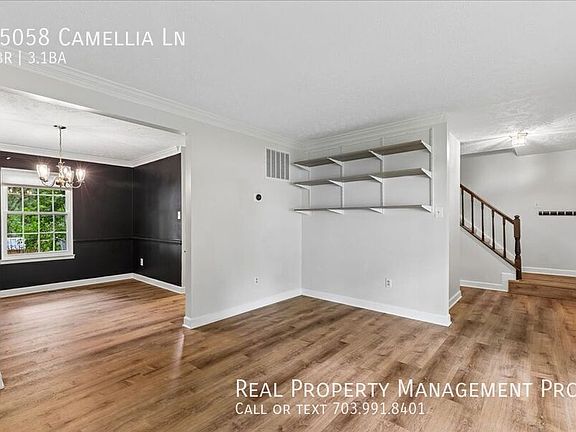 3rd image of 15058 Camellia Ln