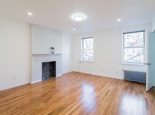 116 N 9th St #B, Brooklyn, NY 11249