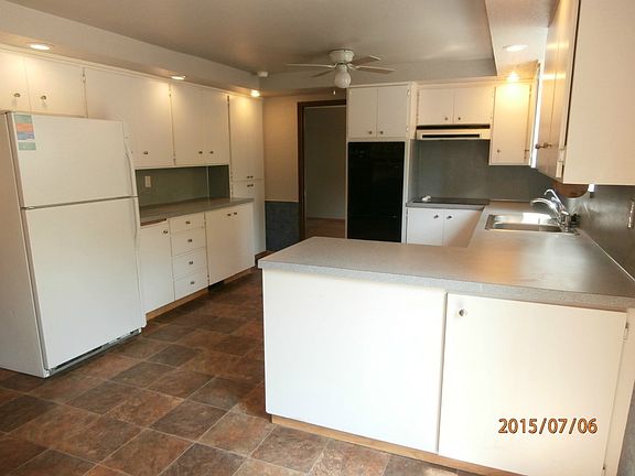 4th image of 13401 Dana Ln E