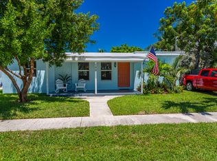 150 4th St, Key Colony Beach, FL 33051