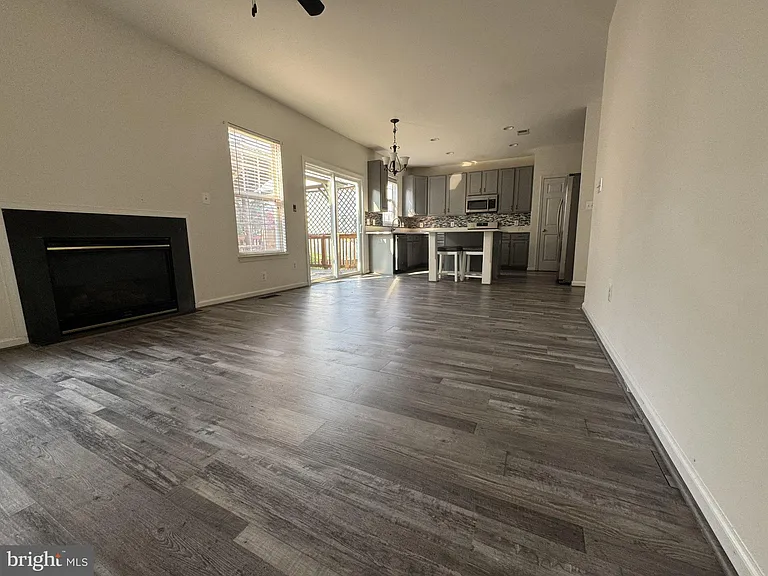 336 Baish Dr SE — Photo 4