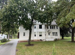 11302 Bridge St, Cedarburg, WI 53012