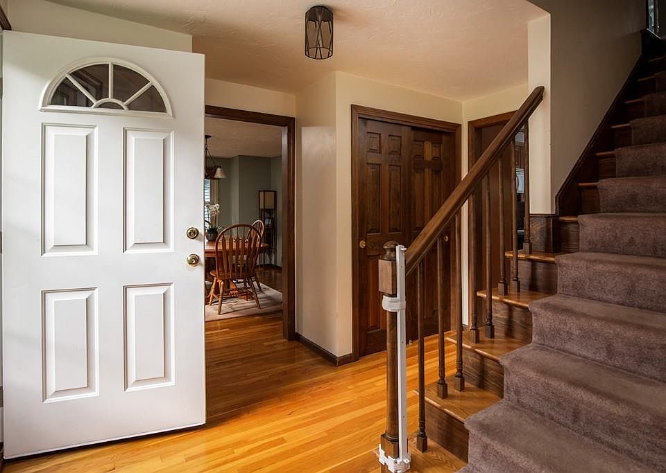 76 Acorn St, Millis, MA 02054 Zillow