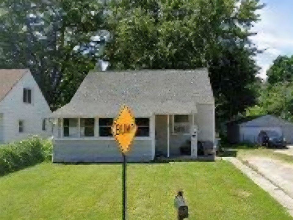1st image of 709 E Grand Blvd