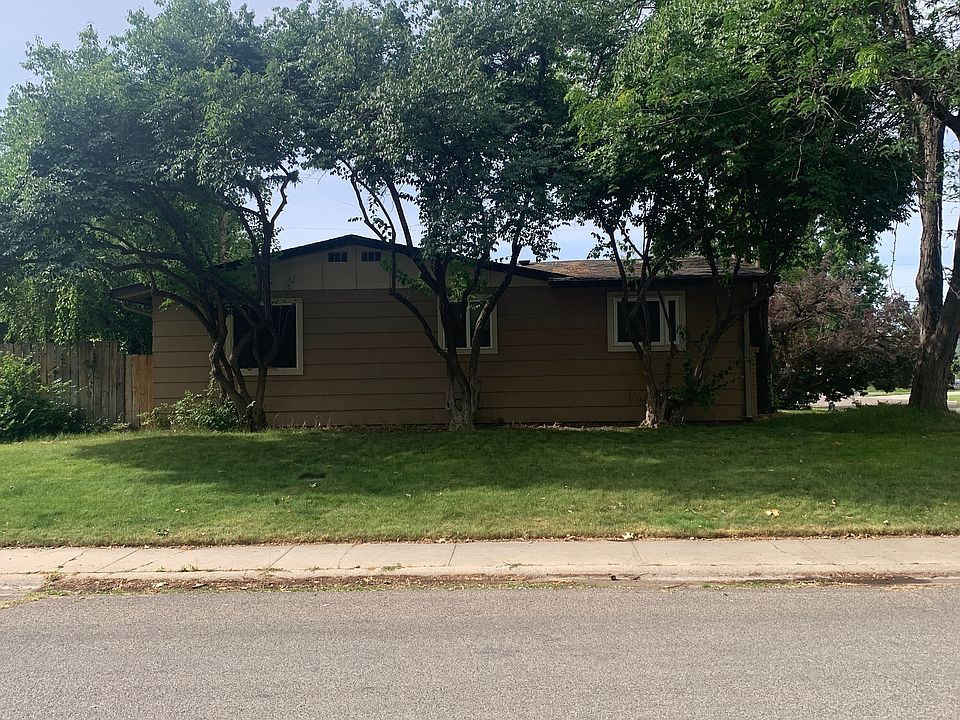 1st image of 2920 N Pauley Dr