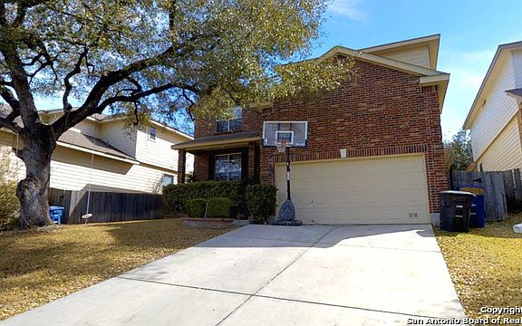 4th image of 16946 Darien Wing