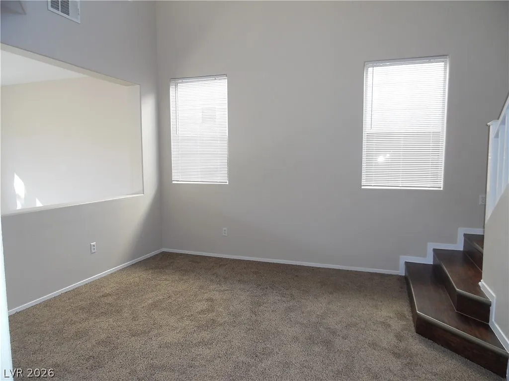 3 bed, 2.5 bath, 1829 sqft, $1,900 — Photo 3