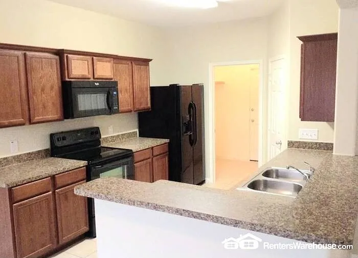 1806 Sable Wood Dr — Photo 5