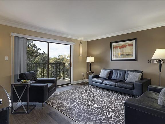 4th image of 34 Forest Beach Dr APT D-17