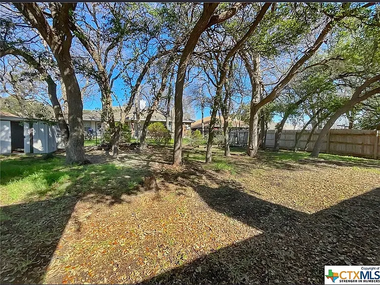 4803 Fawn Dr — Photo 10