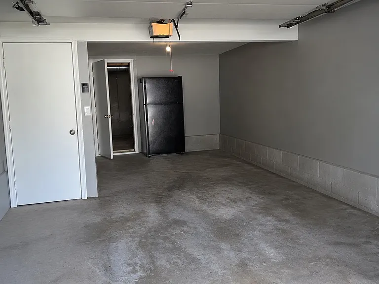 118 Portland St #1 — Photo 14