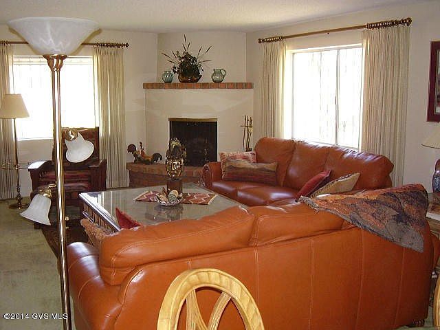 1st image of 958 W Camino Guarina