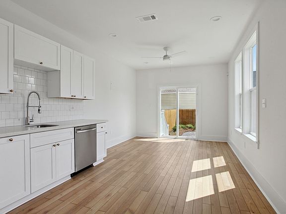 4th image of 2725-2727 3rd St #2725