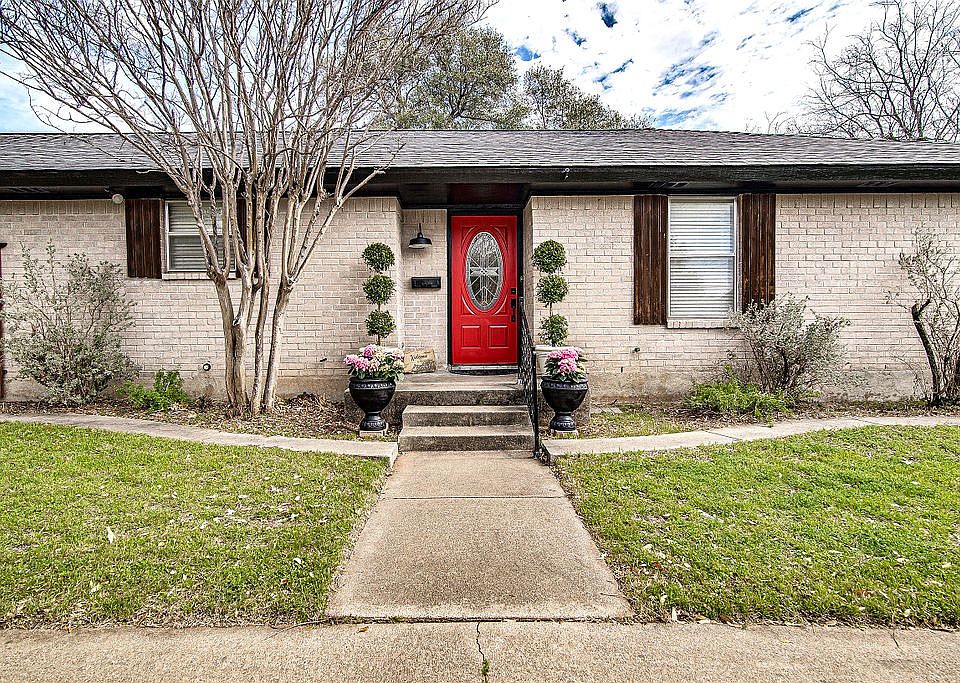 1st image of 1103 Berkley Dr