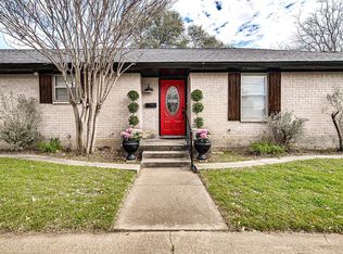 1103 Berkley Dr, Cleburne, TX 76033