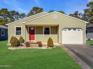 99 Troumaka St, Toms River, NJ 08757