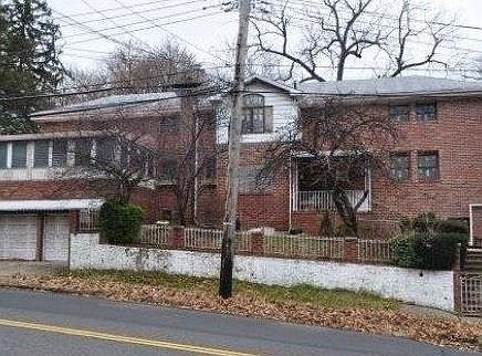 1st image of 8737 188th St