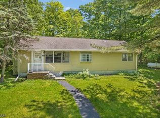 1014 Mount Benevolence Rd, Newton, NJ 07860