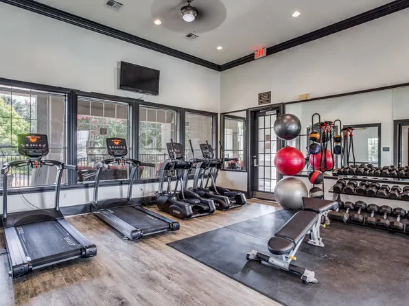 Northern Cross Apartments