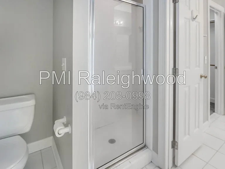 301 Perry Creek Dr — Photo 20