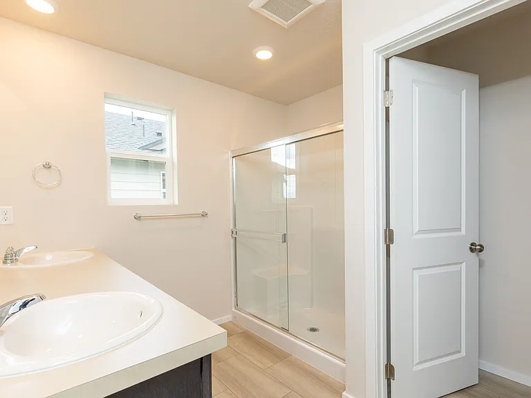 24513 E Feather Loop — Photo 2