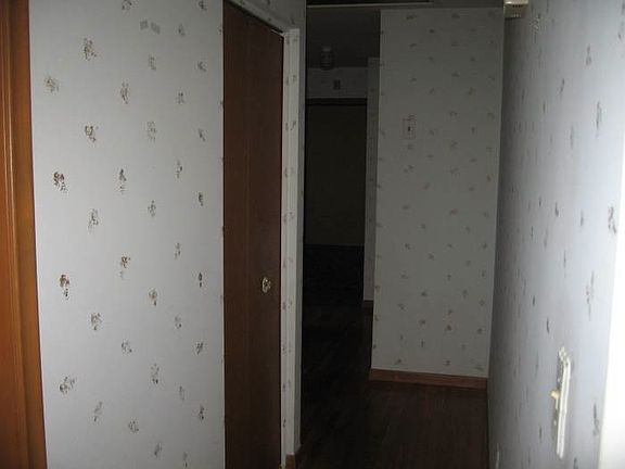 4th image of 15160 Park Ave