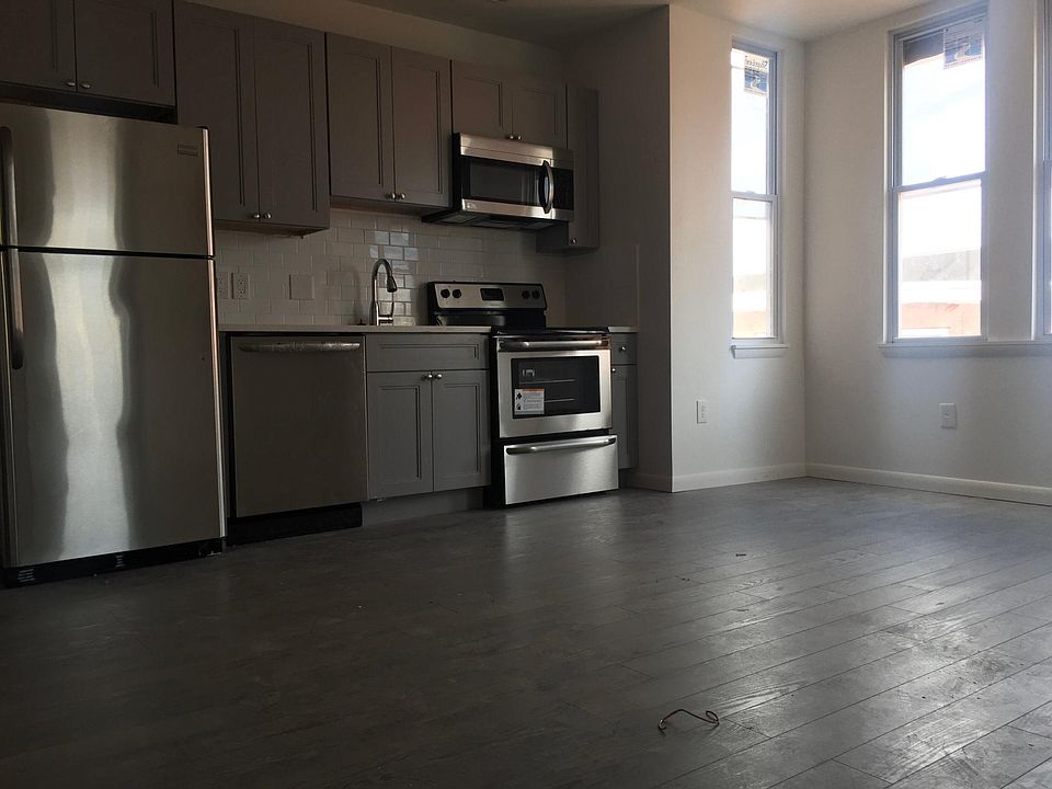 1st image of 1530 N 17th St APT 3