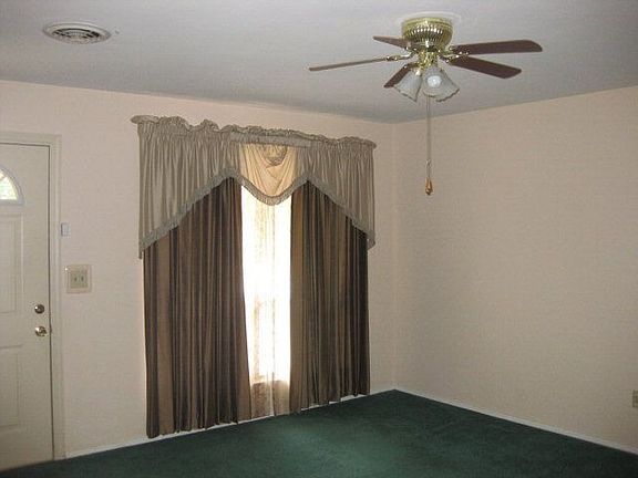 2nd image of 2613 Glenn Hills Dr