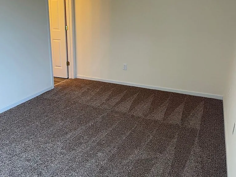 601 Main St — Photo 36