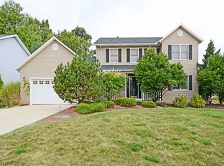 14324 Crystal Creek Dr, Strongsville, OH