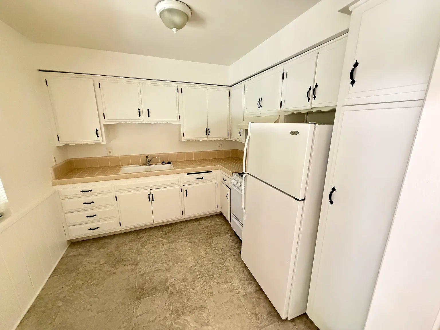 Studio, 340 sqft, $1,450 — Photo 4