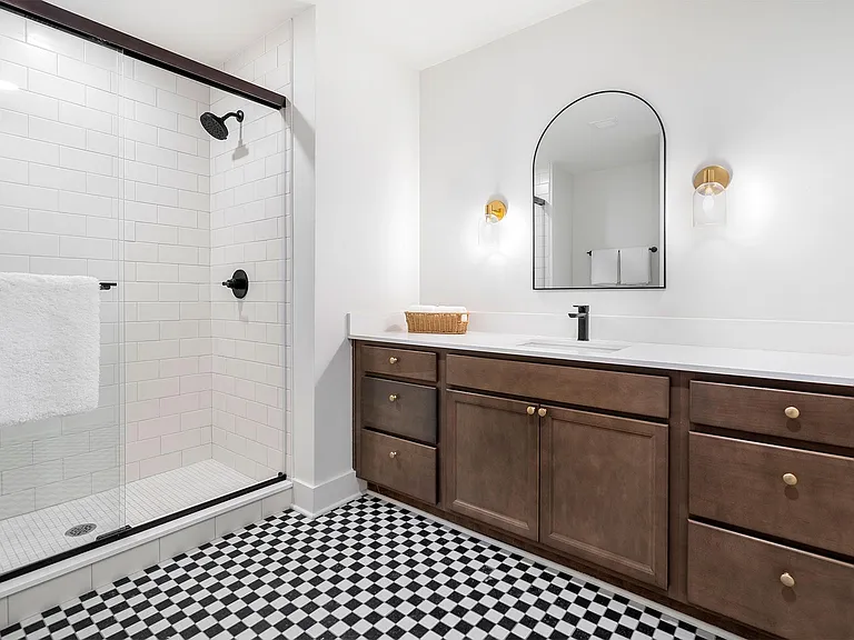 Mercantile Apartments — Photo 32