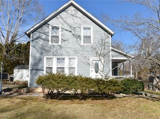 115 Austin St, South Kingstown, RI 02879