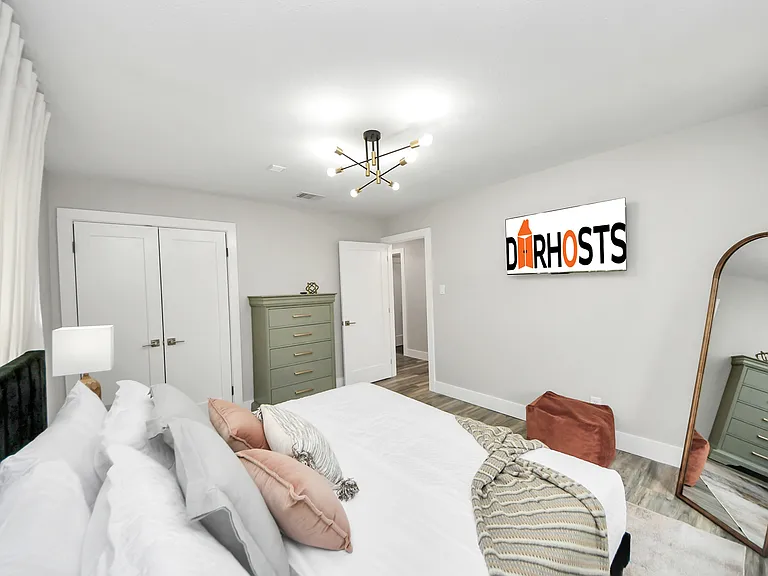 Woodcrest Dr — Photo 9
