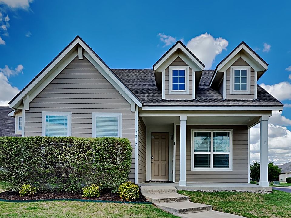 1st image of 2317 Windsor Farms Dr