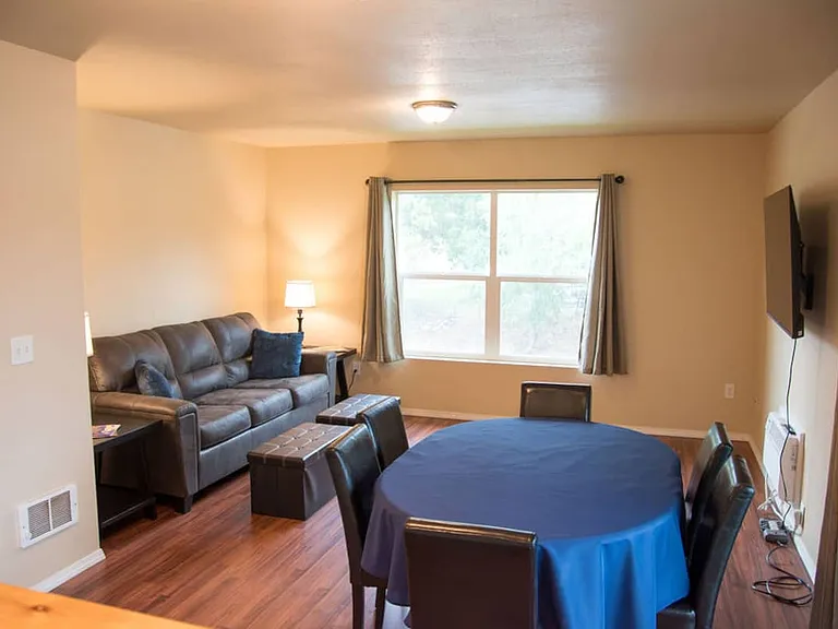 2305 Mount Ave #102 — Photo 5
