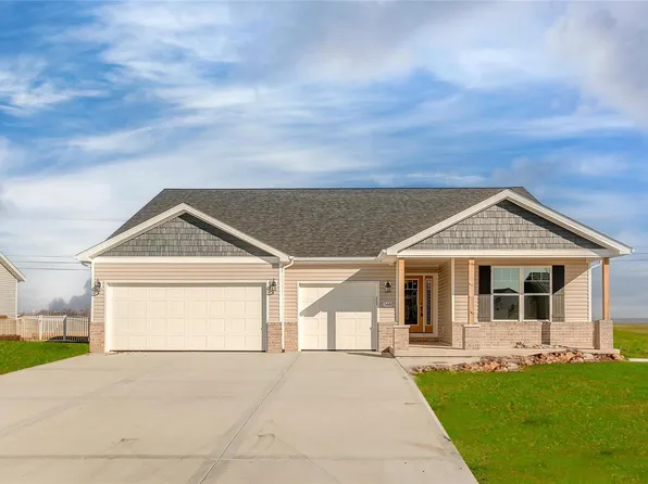 548 Eisenhower Blvd, Troy, IL 62294