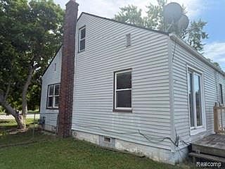 5th image of 7588 Pelham Rd