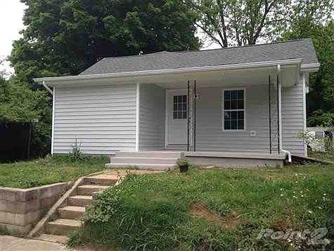 3rd image of 1043 E 3rd North St