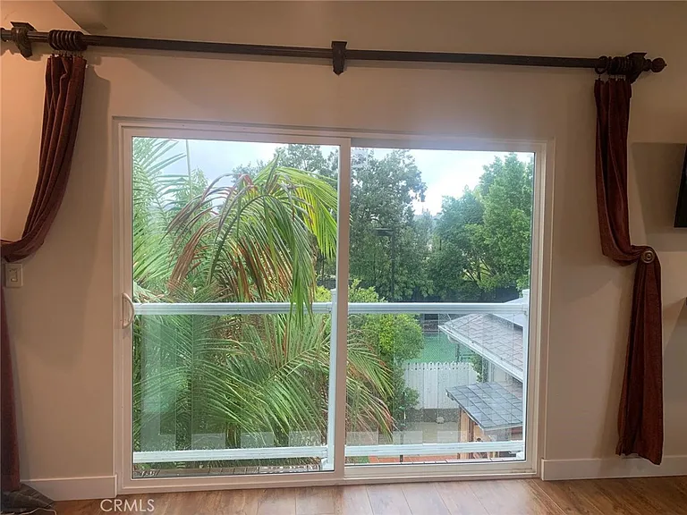22972 Avenue San Luis #A — Photo 12