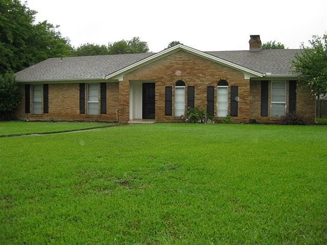 1st image of 205 Buckingham Dr